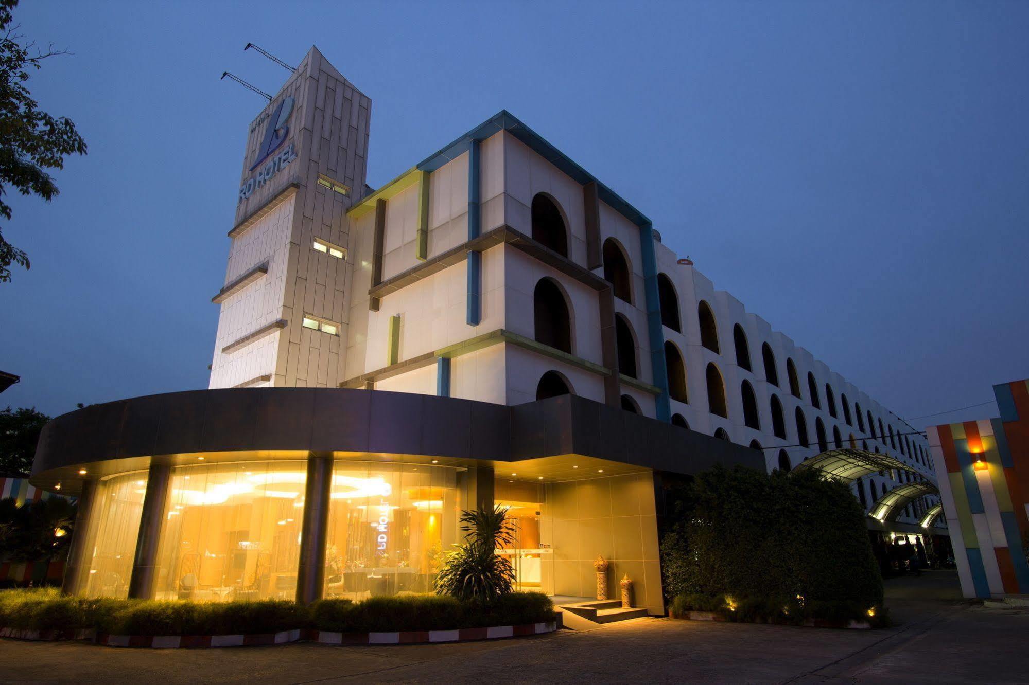 Hotel Papa Bangkok Siriraj Ngoại thất bức ảnh